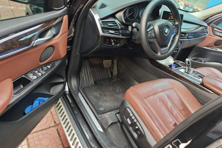 Used BMW X5 2015 xDrive28i Driver Seat