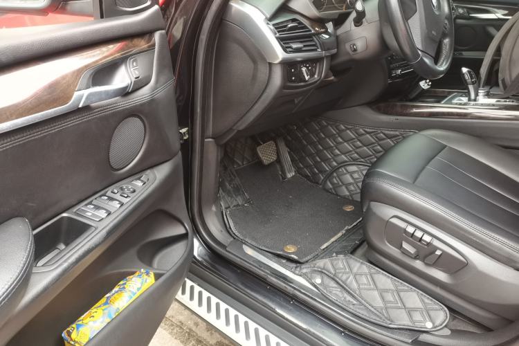 Used BMW X5 2015 xDrive28i Driver Seat