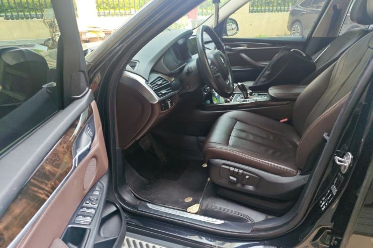 Used BMW X5 2015 xDrive28i Driver Seat