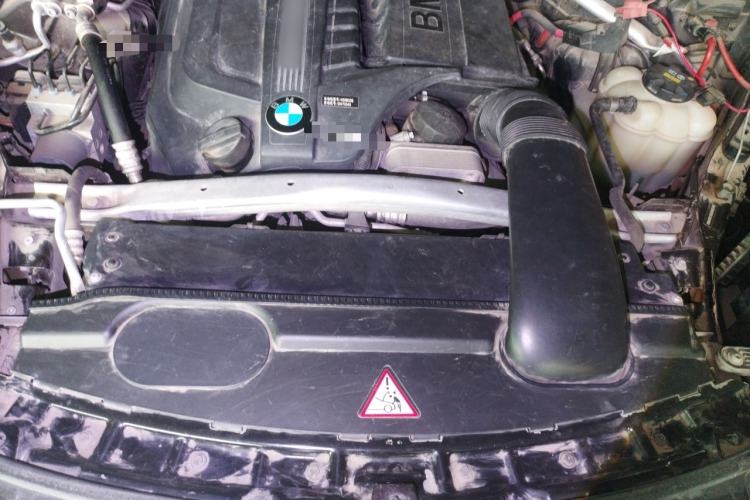Used BMW X5  Engine Bay