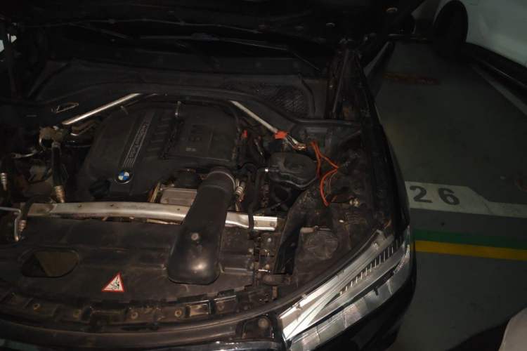 Used BMW X5  Engine Bay Left