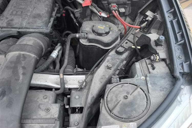Used BMW X5  Engine Bay Left