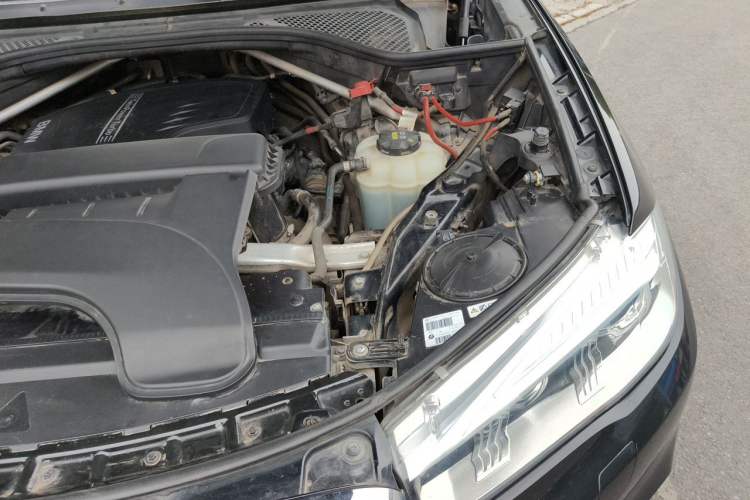 Used BMW X5 2015 xDrive28i Engine Bay Left