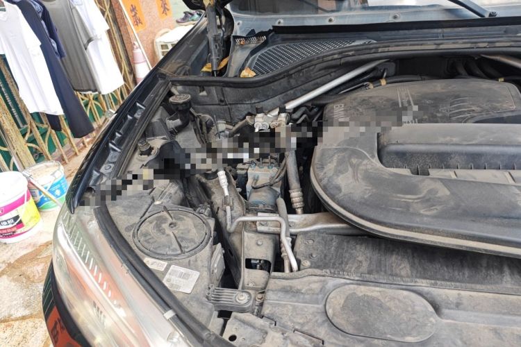 Used BMW X5  Engine Bay Right
