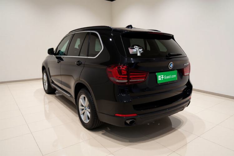 Used BMW X5 2015 xDrive28i Exterior 3