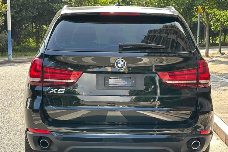 Used BMW X5 2015 xDrive28i Exterior 3