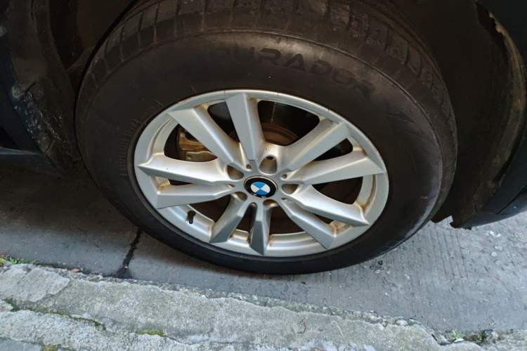 Used BMW X5 2015 xDrive28i Exterior 7