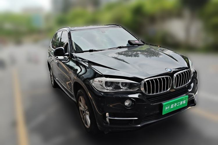 Used BMW X5 2015 xDrive28i Front Right 45 Deg