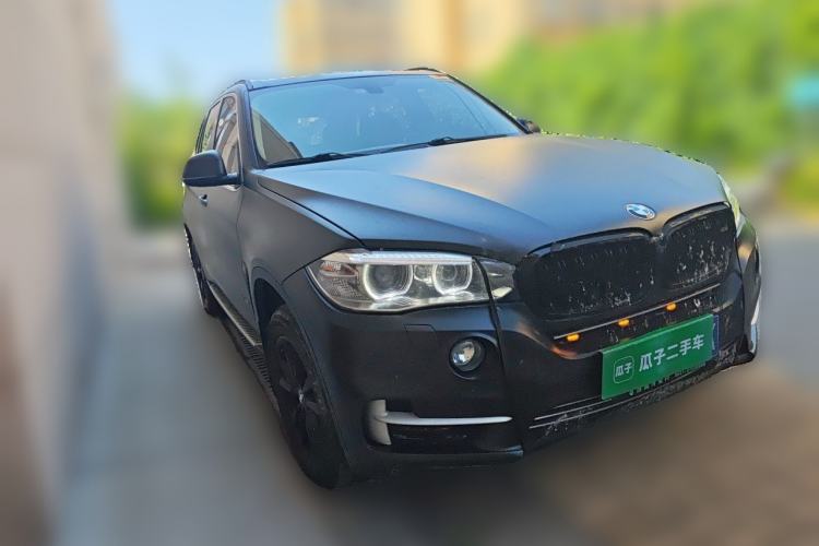 Used BMW X5 2015 xDrive28i Front Right 45 Deg