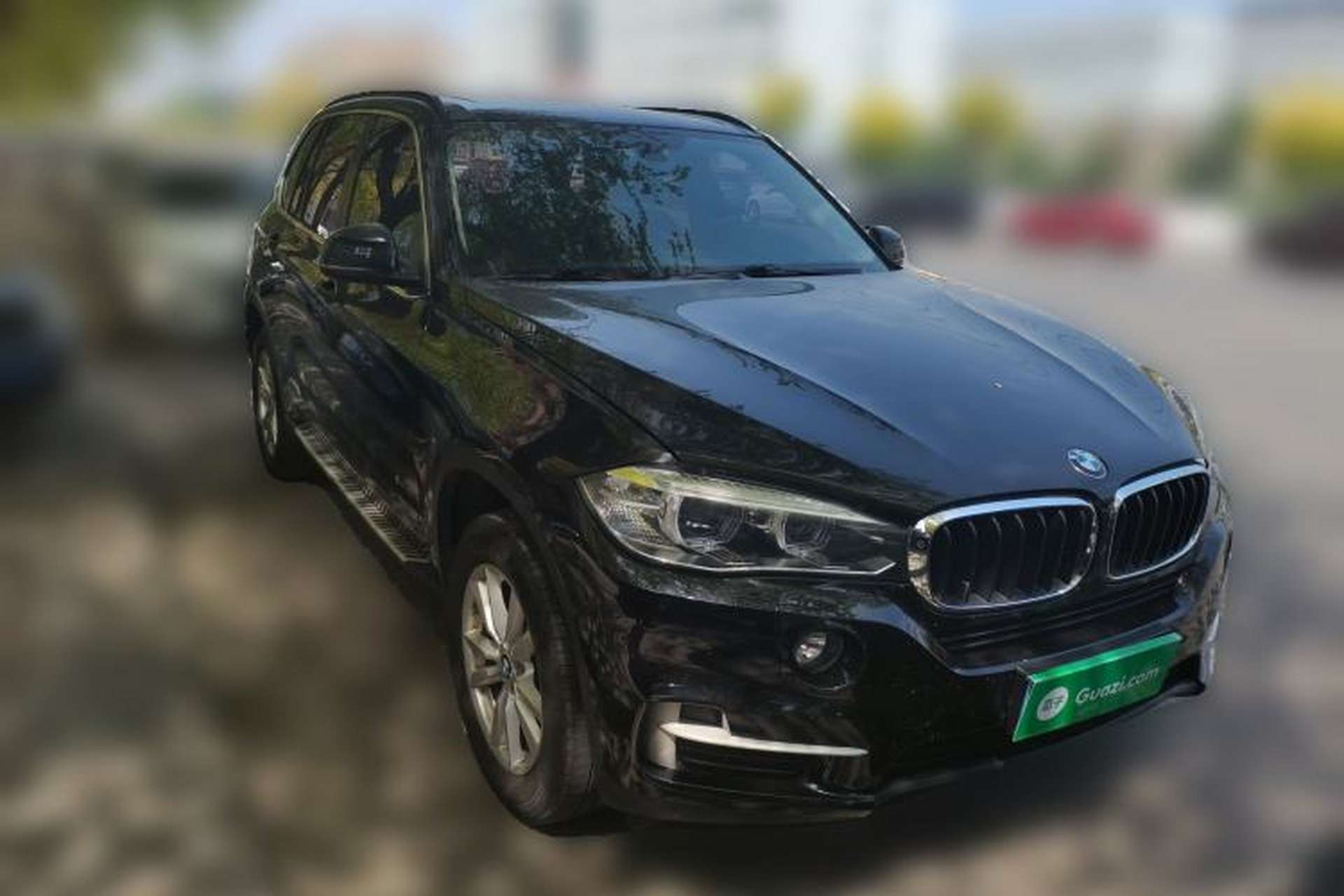 Used BMW X5  Front Right 45 Deg