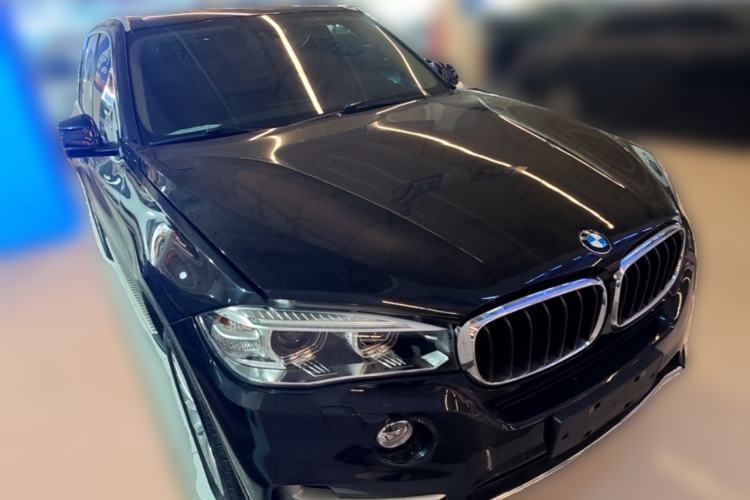 Used BMW X5 2015 xDrive35i China Limited Edition Front Right 45 Deg