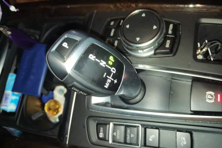 Used BMW X5 2015 xDrive28i Gear Lever