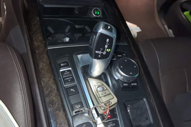 Used BMW X5 2015 xDrive28i Gear Lever