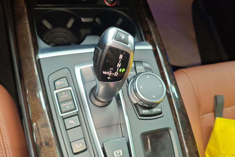 Used BMW X5 2015 xDrive28i Gear Lever
