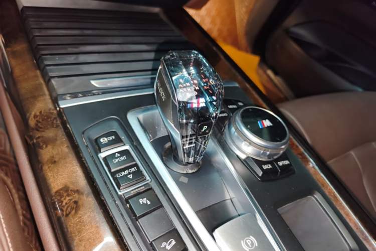 Used BMW X5 2015 xDrive28i Gear Lever