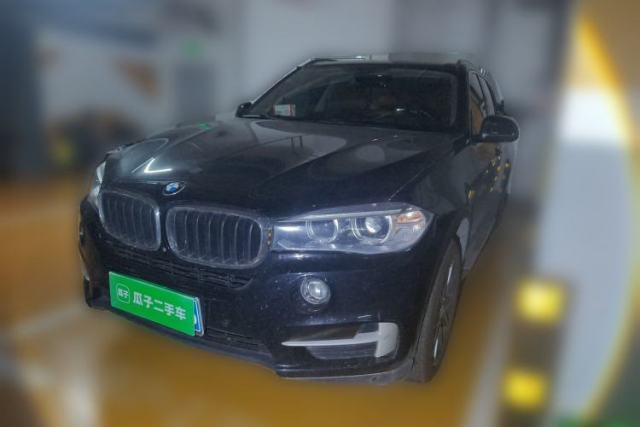 BMW X5 BMW X5 2015, 3.0‑liter automatic, 5 seats (parallel import) مستعملة