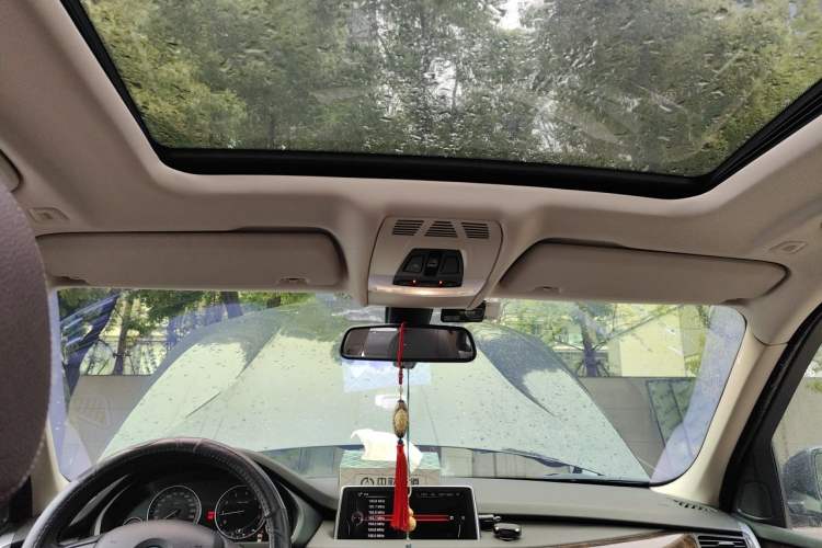 Used BMW X5 2015 xDrive28i Headliner