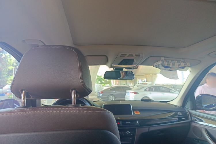 Used BMW X5  Headliner
