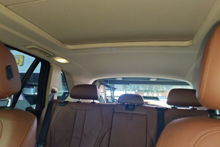 Used BMW X5 2015 xDrive28i Headliner