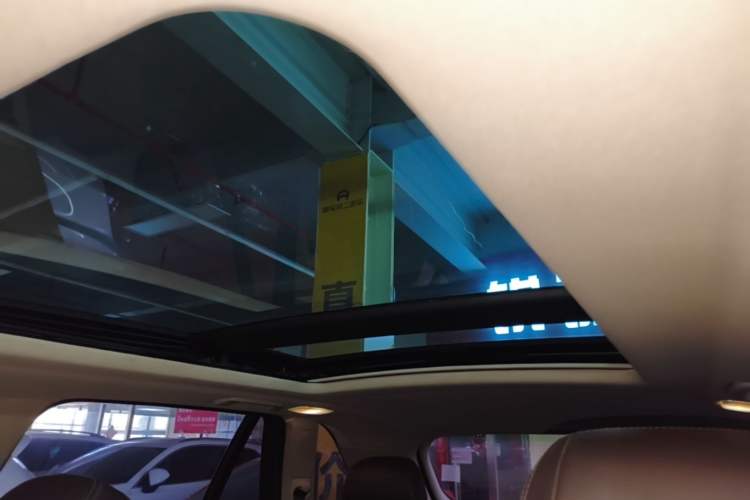 Used BMW X5 2015 xDrive28i Headliner