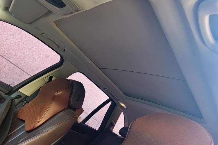 Used BMW X5 2015 xDrive28i Headliner