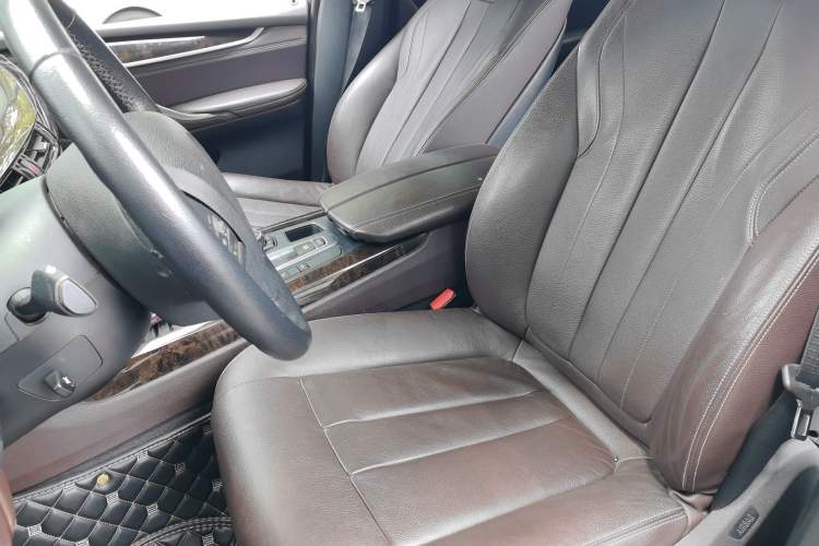 Used BMW X5 2015 xDrive28i Left Front Seat
