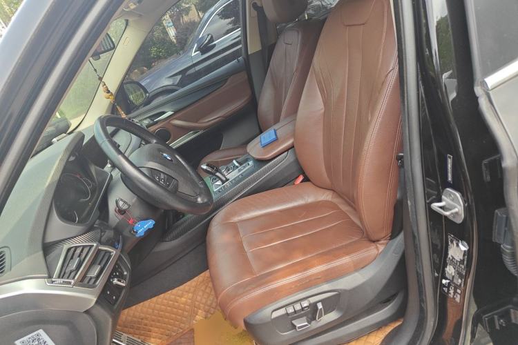 Used BMW X5 2015 xDrive35i Middle East version Left Front Seat