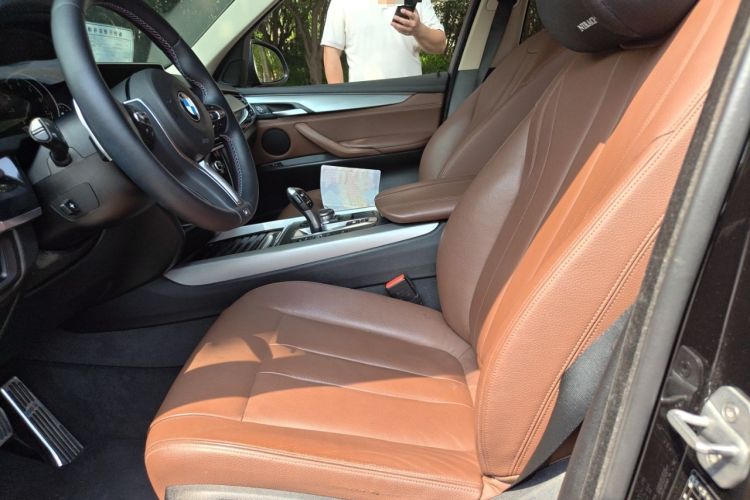 Used BMW X5 2015 xDrive35i Middle East version Left Front Seat