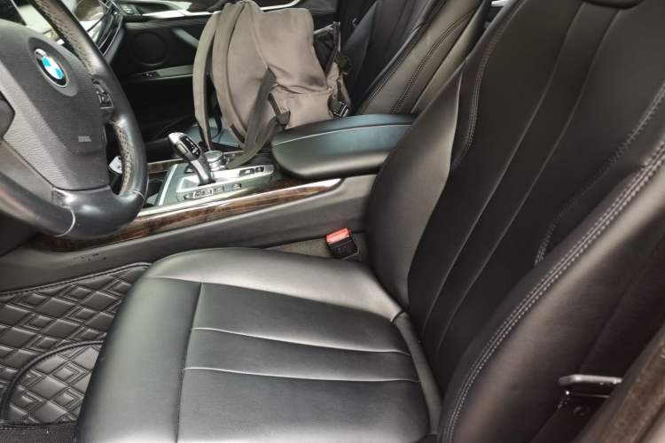 Used BMW X5 2015 xDrive28i Left Front Seat