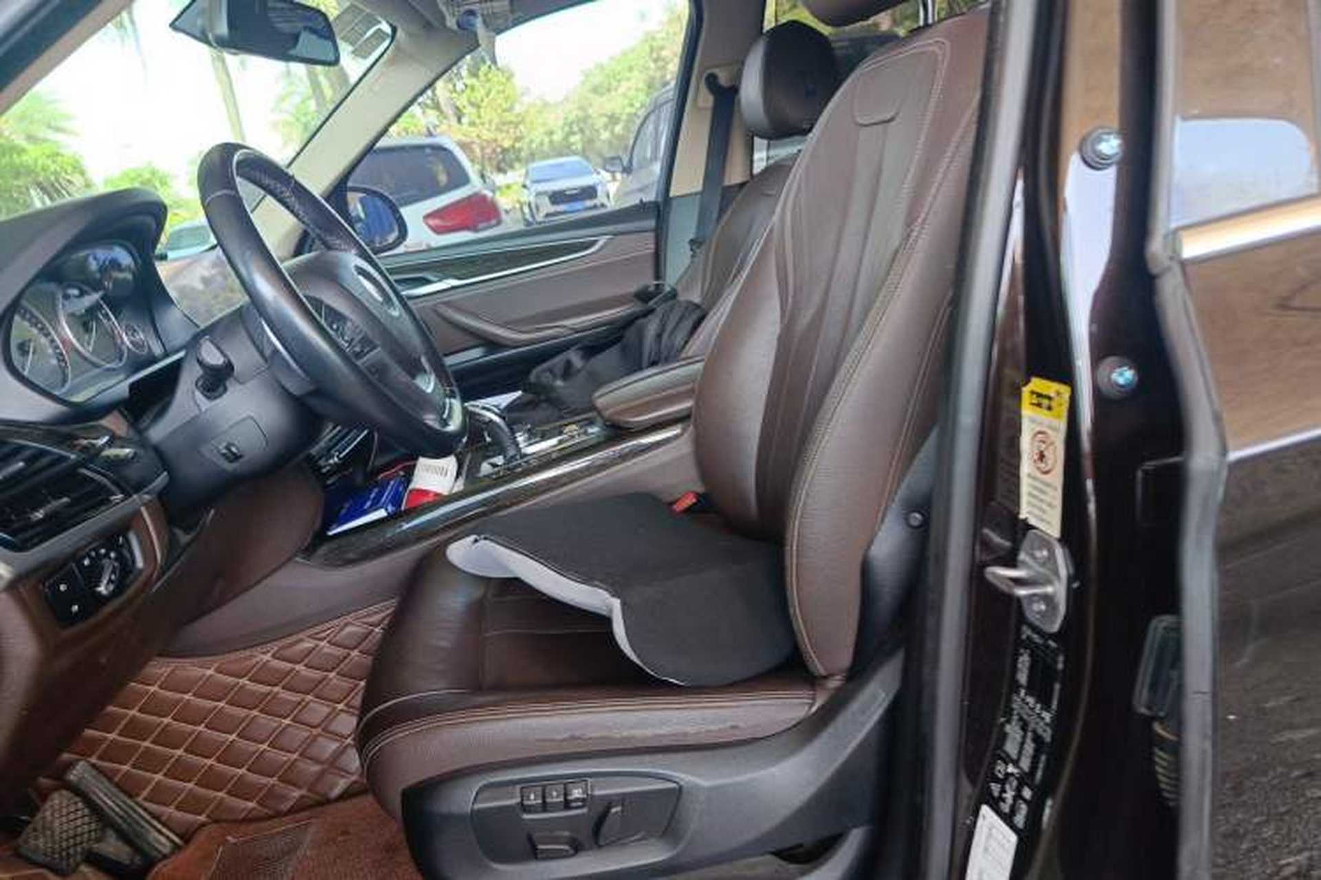Used BMW X5  Left Front Seat