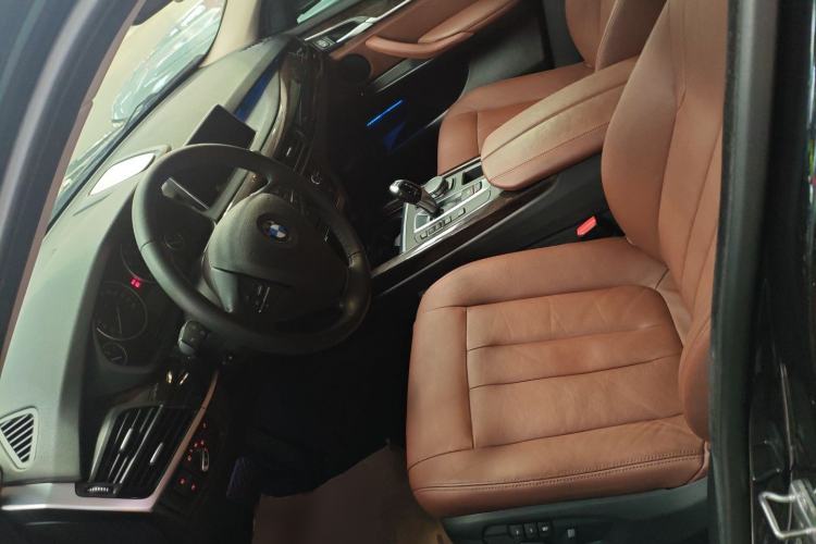 Used BMW X5 2015 xDrive28i Left Front Seat