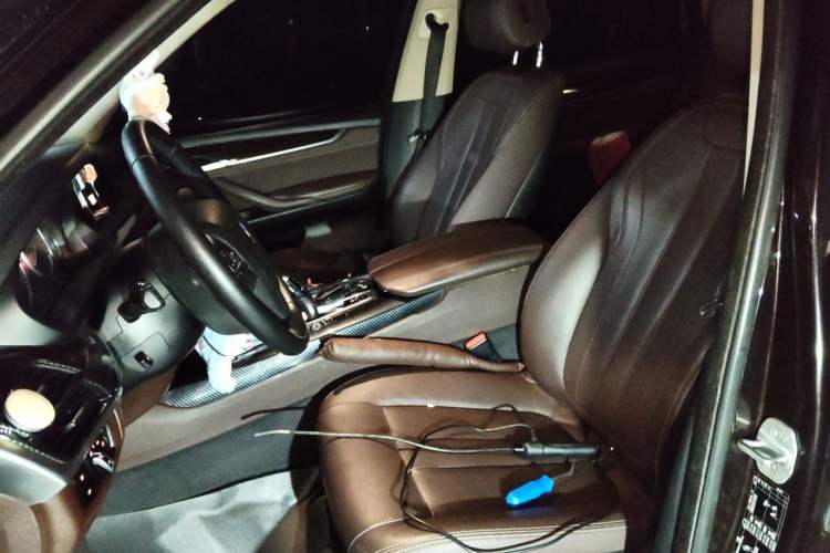 Used BMW X5 2015 xDrive28i Left Front Seat