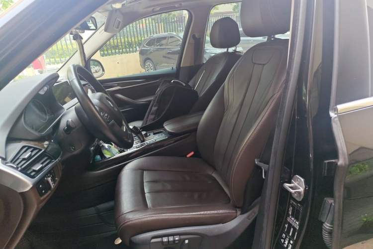 Used BMW X5 2015 xDrive28i Left Front Seat