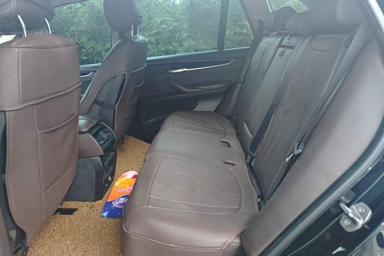 Used BMW X5 2015 xDrive28i Left Rear Seat