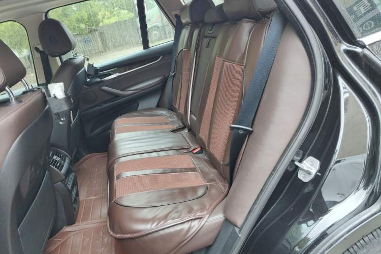 Used BMW X5 2015 xDrive28i Left Rear Seat