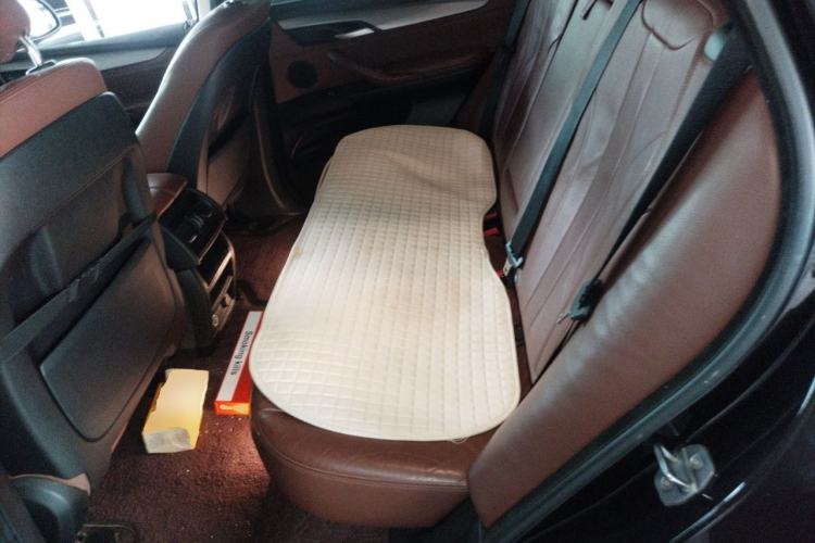 Used BMW X5  Left Rear Seat