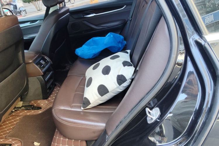 Used BMW X5 2015 xDrive28i Left Rear Seat