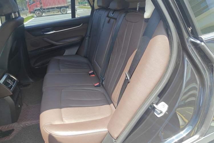 Used BMW X5 2015 xDrive28i Left Rear Seat