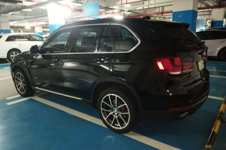 Used BMW X5 2015 xDrive35i U.S. specification Left Side