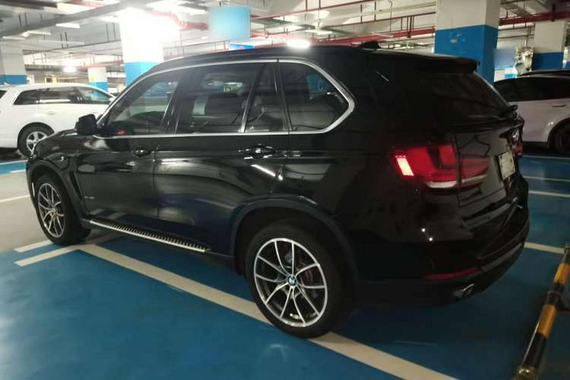 Used BMW X5 2015 xDrive35i U.S. specification Left Side
