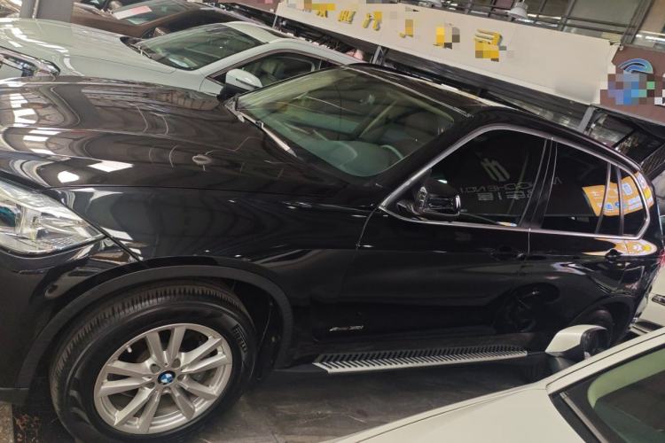 Used BMW X5 2015 xDrive28i Left Side