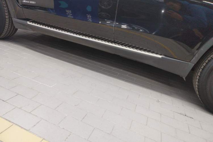 Used BMW X5 2015 xDrive28i Left Side Sill