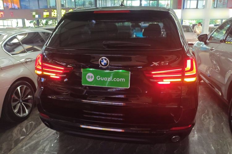 Used BMW X5 2015 xDrive28i Rear
