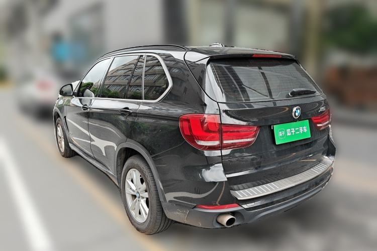 Used BMW X5 2015 xDrive28i Rear Left 45 Deg