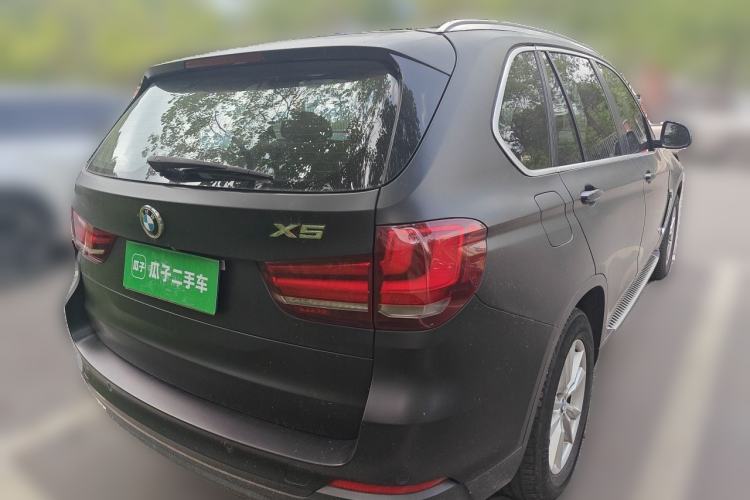 Used BMW X5 2015 xDrive35i Middle East version Rear Right 45 Deg