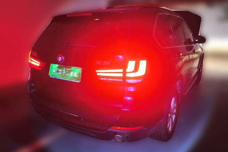 Used BMW X5 2015 xDrive28i Rear Right 45 Deg