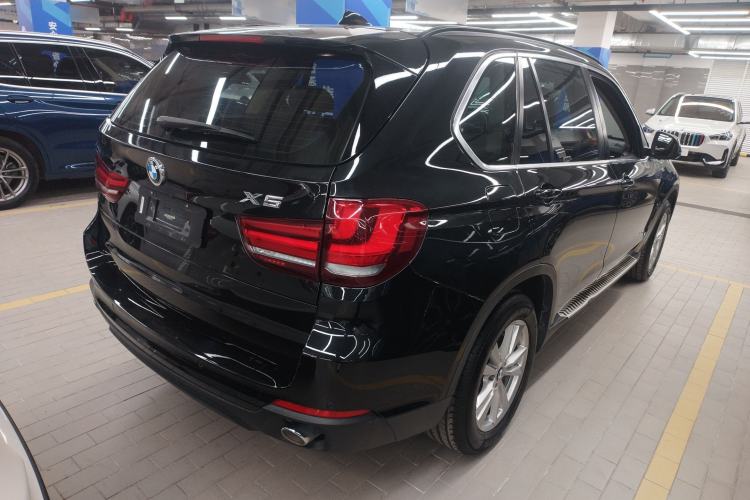 Used BMW X5 2015 xDrive28i Rear Right 45 Deg
