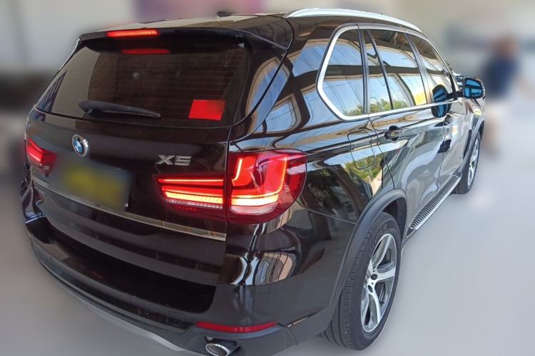 Used BMW X5  Rear Right 45 Deg