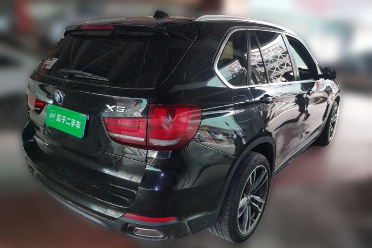 Used BMW X5  Rear Right 45 Deg