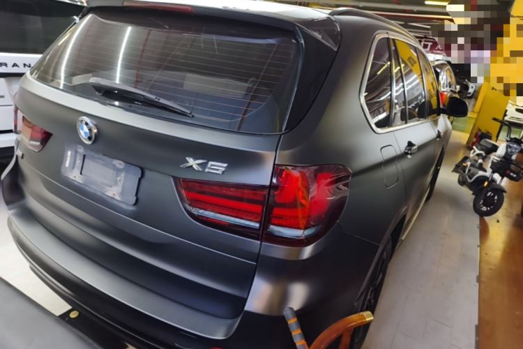 Used BMW X5 2015 xDrive28i Rear Right 45 Deg